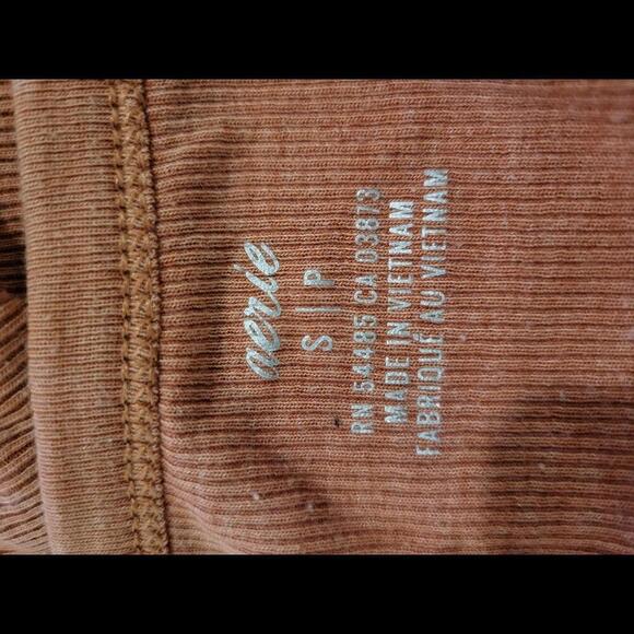 Aerie small dusty rose/pink snap button tank top - Picture 3 of 5